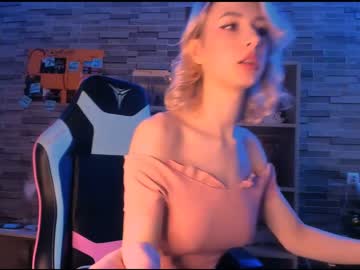 _elliemyers_ mega cam