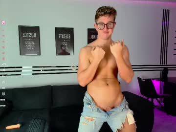 christianlevine_ mega cam