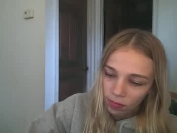 chloe_damian mega cam