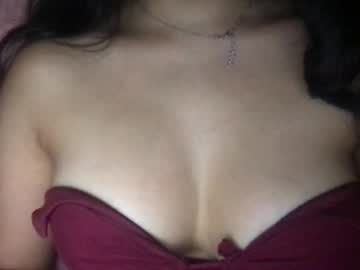 aleeza_y mega cam