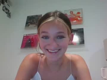 avabear8 mega cam