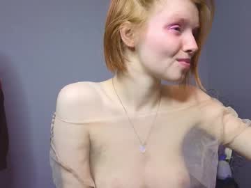 ginger_hugs mega cam