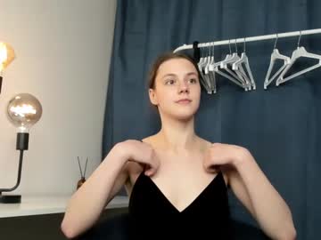 _hellsbells_ mega cam