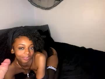 trixie_luv mega cam