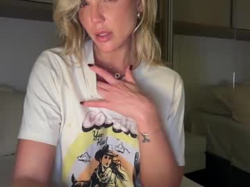 mega cam girl iiivy_ image #9451785