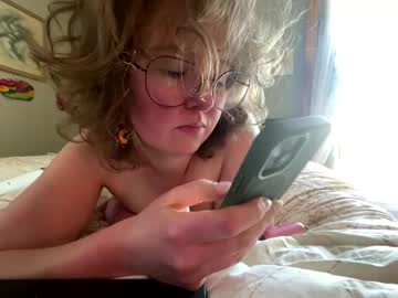 miss_daphne333 mega cam