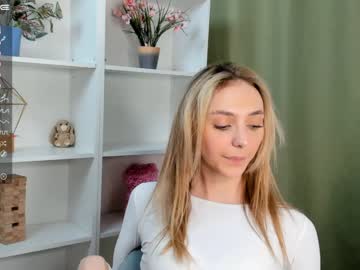 zoieburton mega cam