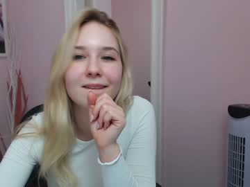 lila_page mega cam