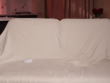 nicole_birds mega cam