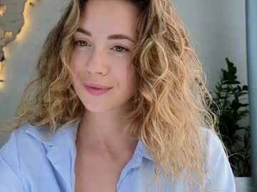 mega cam girl emmi_rosee image #9471038