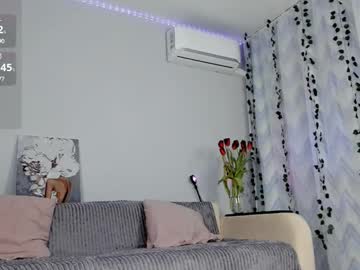 tate_angel mega cam