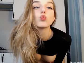 lexiee_ mega cam