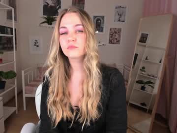 aurora_howard mega cam
