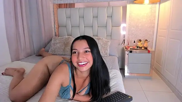 Stripchat sex cam MillerAlexandra