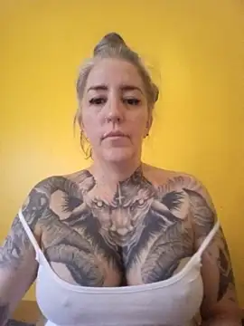 Stripchat sex cam vamporasuccubus19777